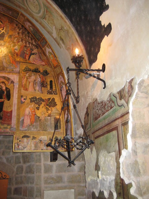 groups/Porziuncola_Chapel/images/sconce1.jpg