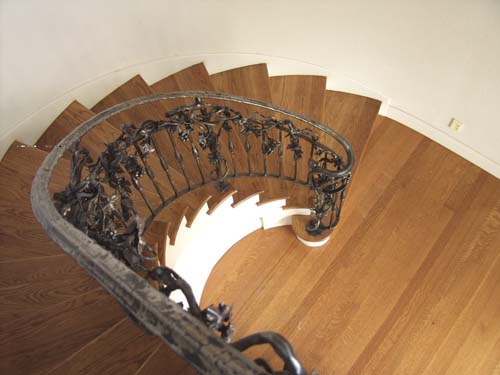 groups/Railings/images/hughes3.jpg