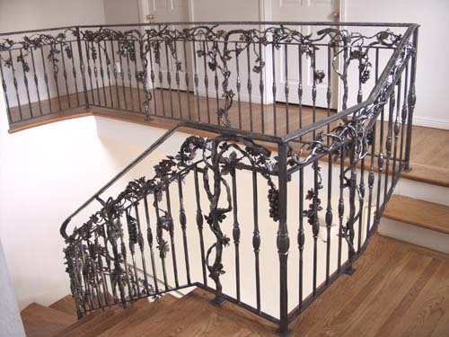 groups/Railings/images/hughes4.jpg
